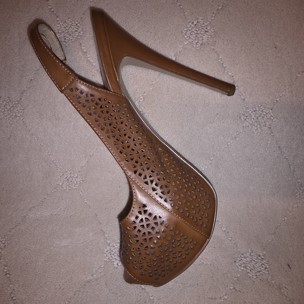 BCBGeneration Tan Peep-Toe Heels - Picture 4 of 4